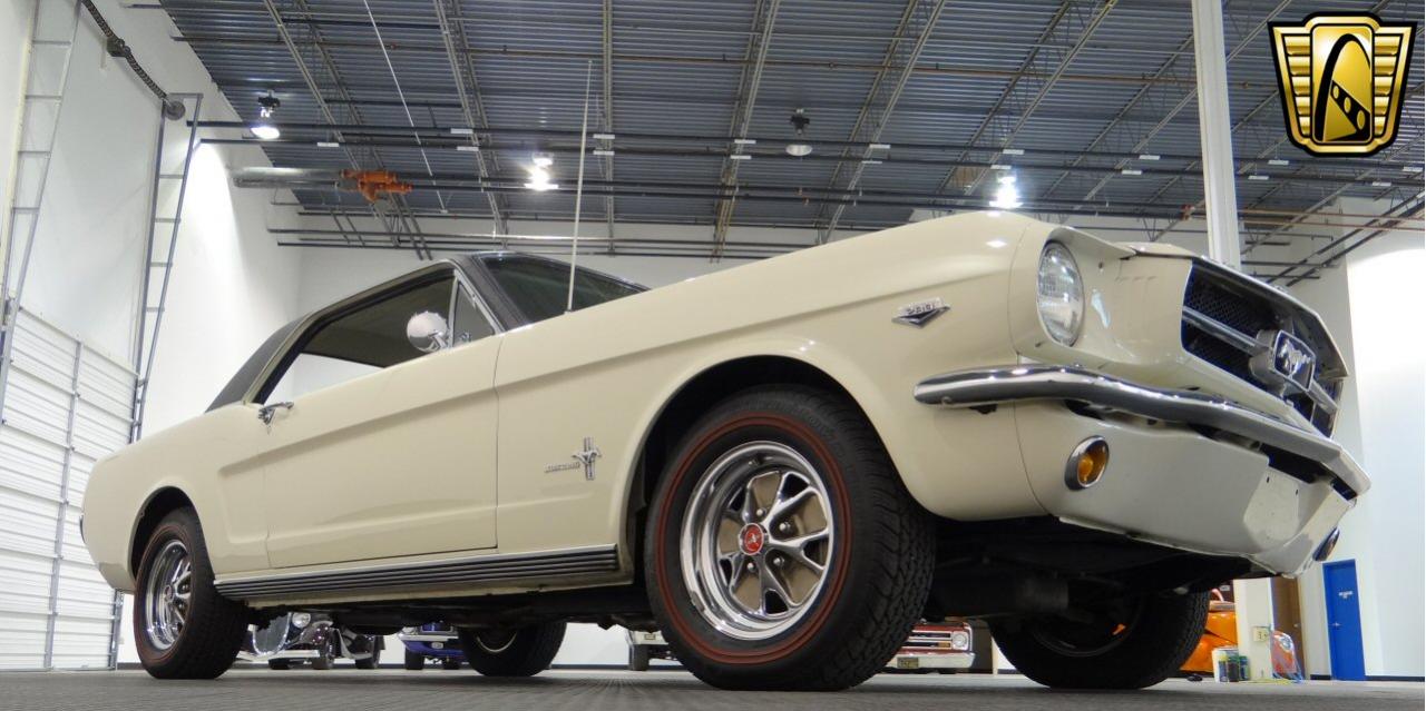 1965 Ford Mustang - photo 2