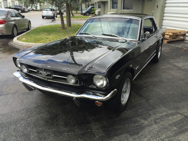 1965 Ford Mustang 289 V8 - photo 2