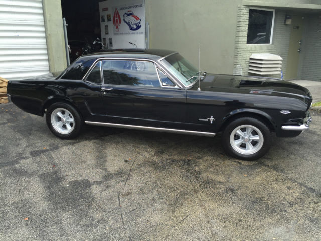 1965 Ford Mustang 289 V8 - photo 3
