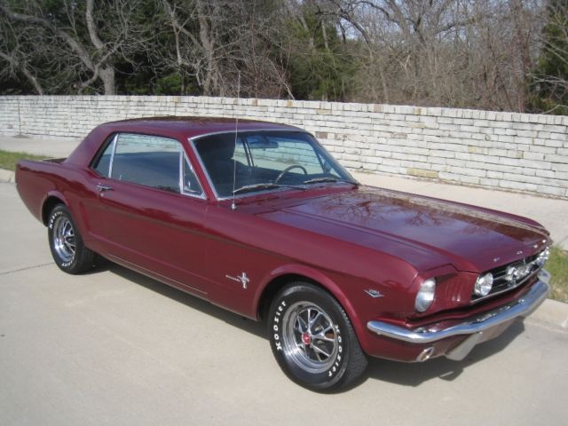 1965 Ford Mustang 289 V8 Auto w/ Powersteering & Disc Brakes & Pony Interior 1965 Ford Mustang 289 w/ Disc Brakes