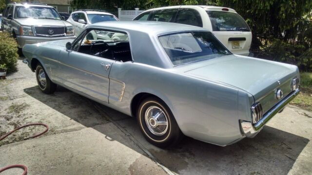 1965 Ford Mustang 3 Speed. Beautifully Restored. 1965 Ford Mustang --