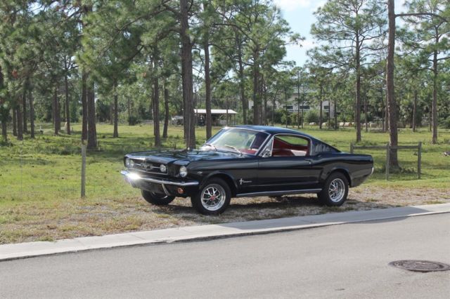 1965 Ford Mustang 4 Speed 2 Plus 2 - photo 2