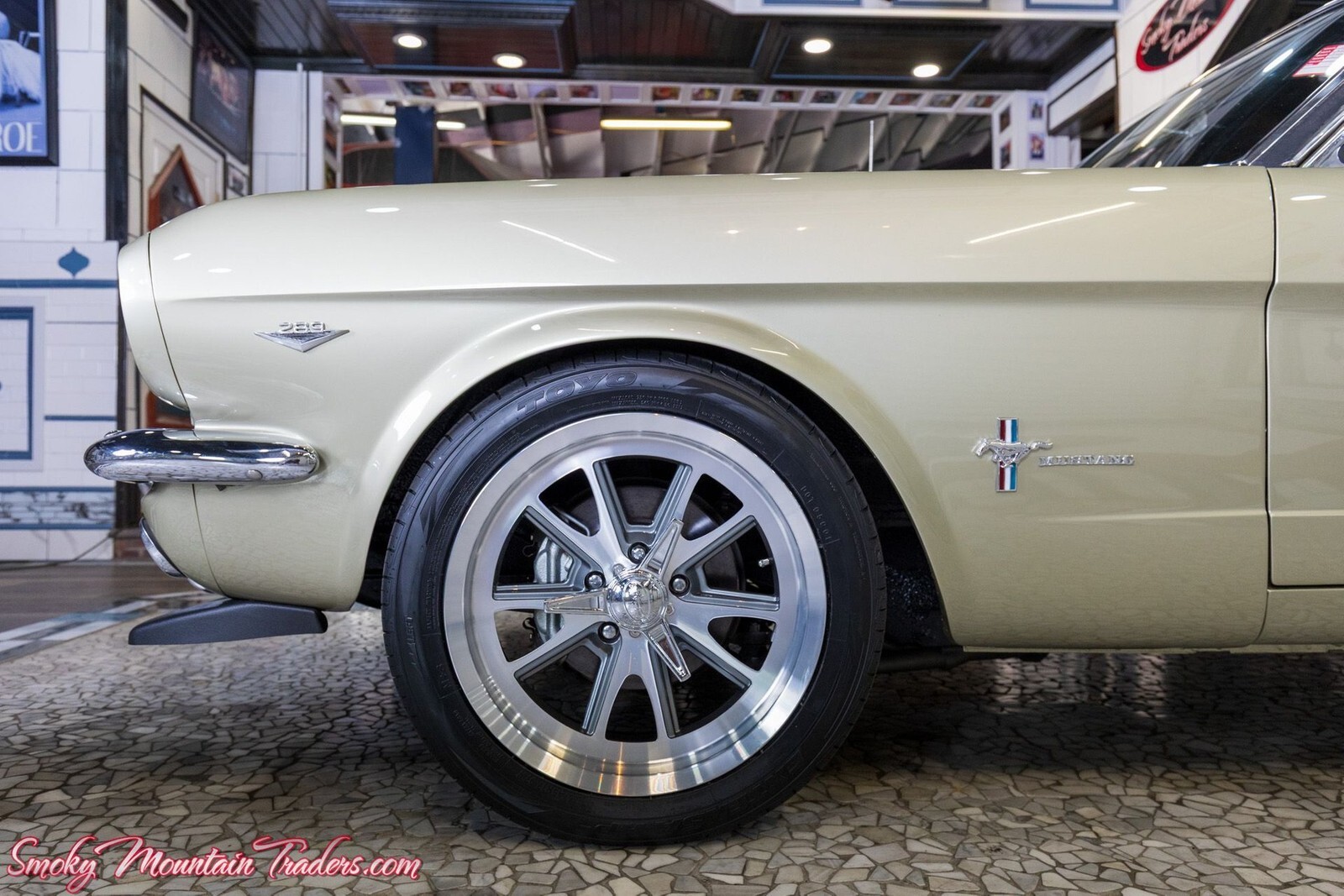 1965 Ford Mustang - photo 3