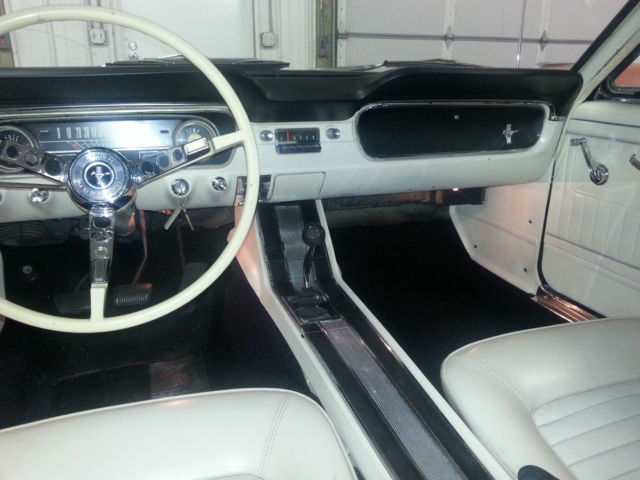 1965 Ford Mustang - photo 2