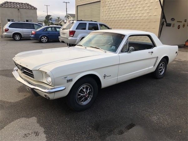 1965 Ford Mustang - photo 2