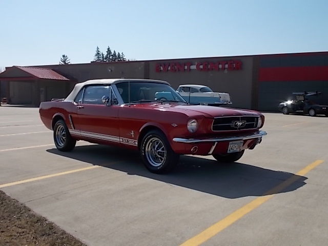 1965 Ford Mustang - photo 2