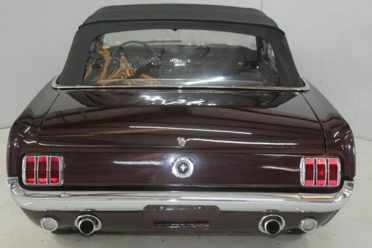 1965 Ford Mustang Convertible - photo 10