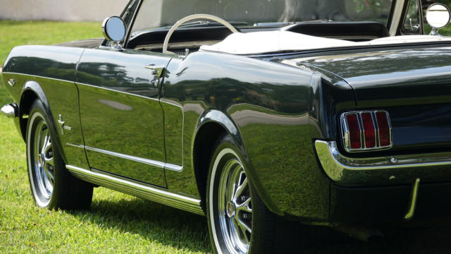1965 Ford Mustang Convertible - photo 10
