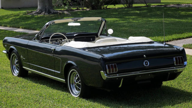 1965 Ford Mustang Convertible - photo 8