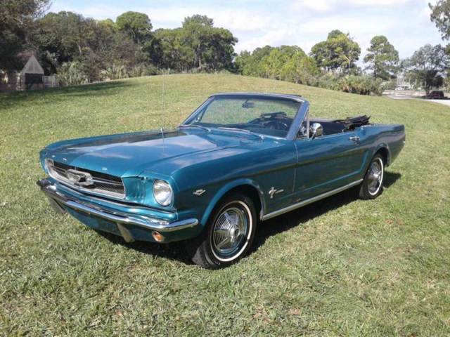 1965 Ford Mustang Convertible 2-Door 289 V8 1965 Ford Mustang Convertible 2-Door