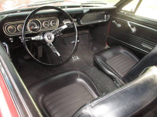 1966 Ford Mustang standard - photo 12