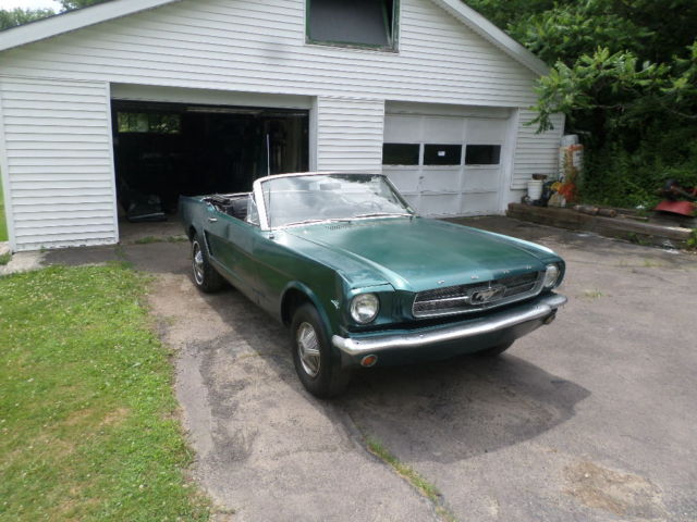 1965 Ford Mustang - photo 3