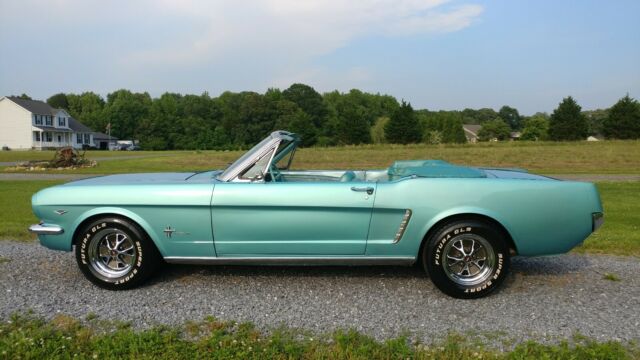1965 Ford Mustang - photo 3