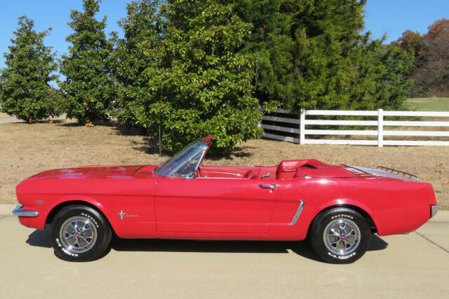 1965 Ford Mustang Convertible - photo 11