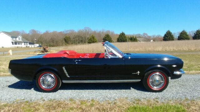1965 Ford Mustang - photo 2
