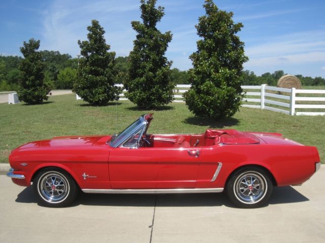 1965 Ford Mustang Convertible - photo 3