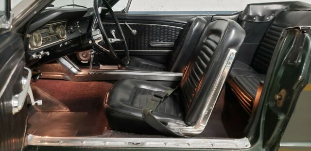 1965 Ford Mustang Convertible - photo 3