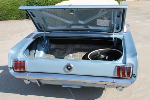 1965 Ford Mustang Convertible - photo 10