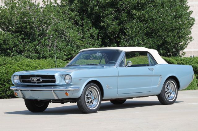 1965 Ford Mustang Convertible - photo 3