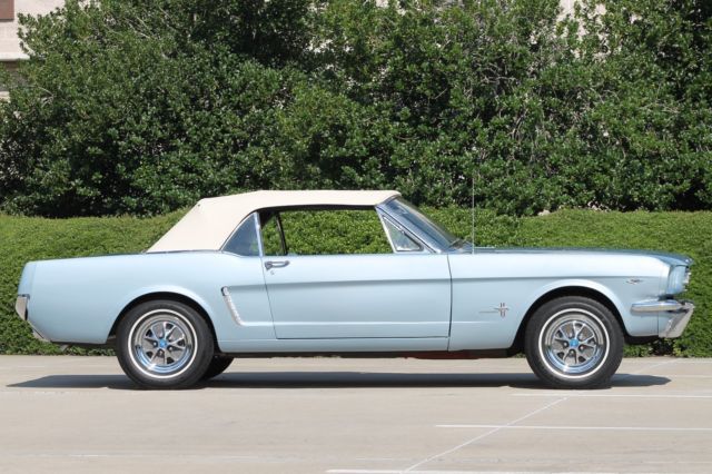 1965 Ford Mustang Convertible - photo 7