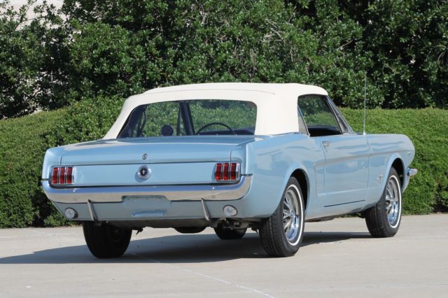 1965 Ford Mustang Convertible - photo 9