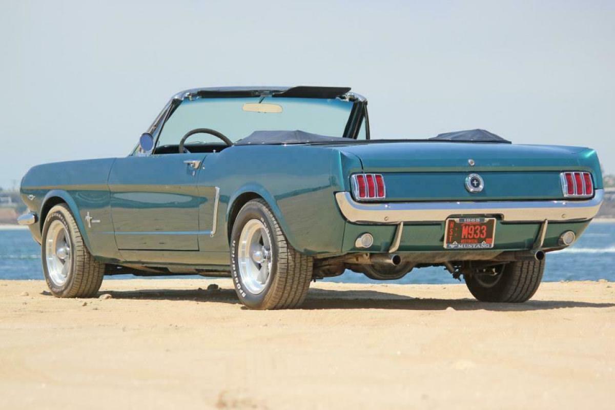 1965 Ford Mustang Convertible - photo 5