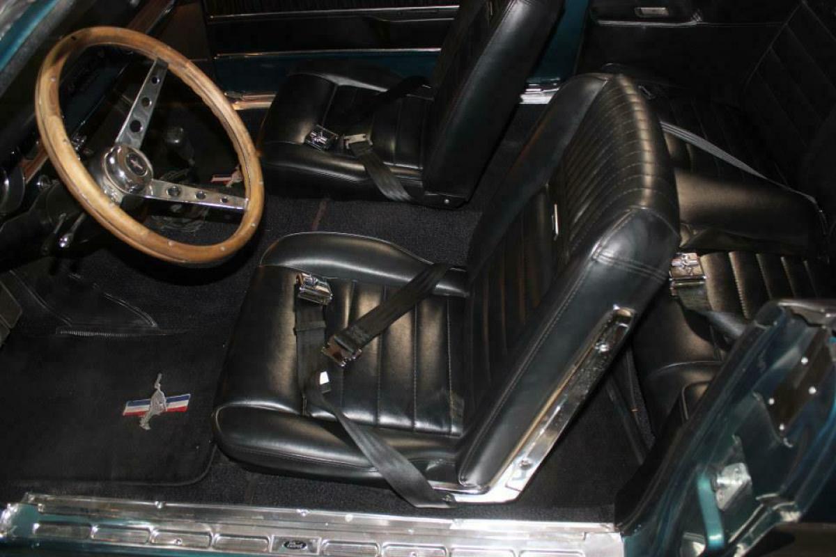 1965 Ford Mustang Convertible - photo 9