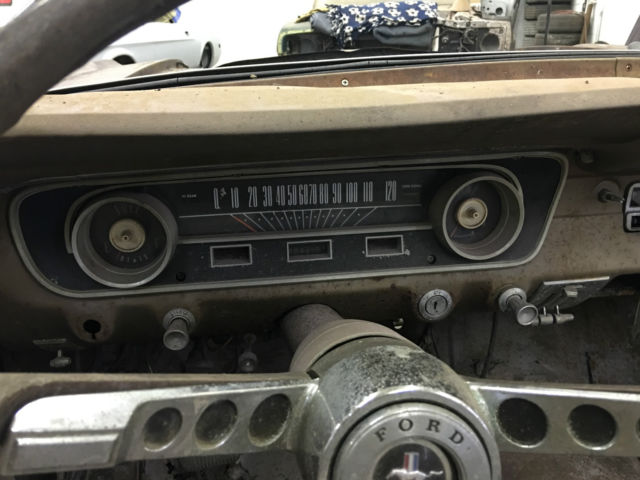 1965 Ford Mustang 4 SPEED - photo 5