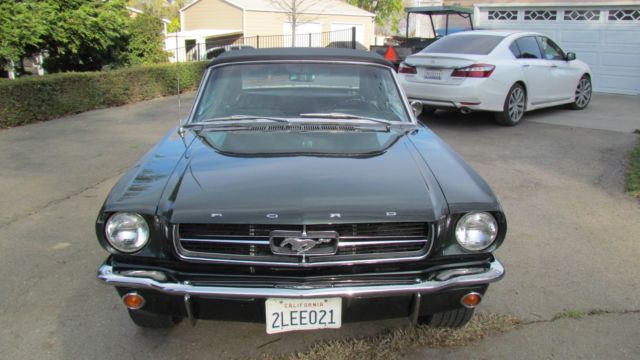 1965 Ford Mustang convertible - photo 3
