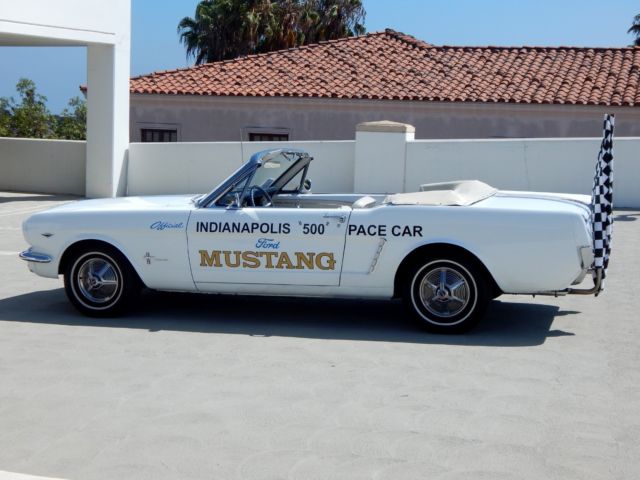 1965 Ford Mustang Convertible - Indianapolis 500 Pace Car - photo 9