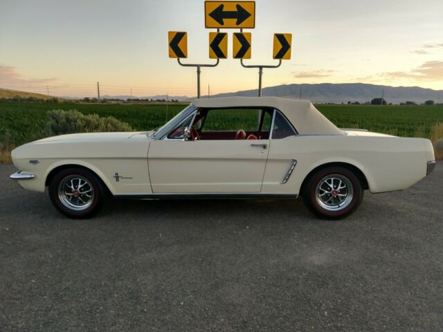 1965 Ford Mustang -- - photo 4