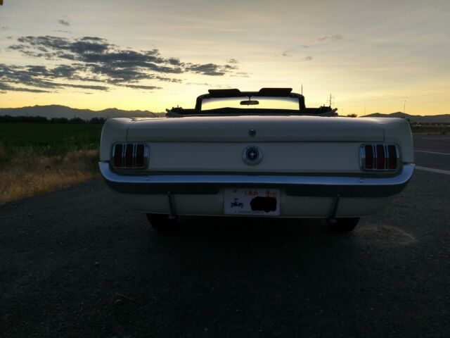 1965 Ford Mustang -- - photo 6