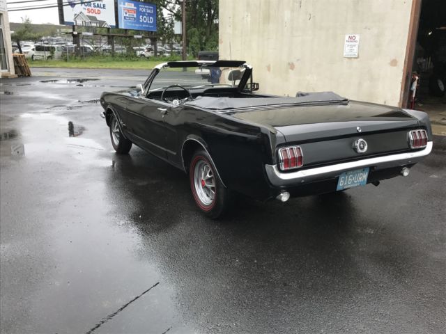 1965 Ford Mustang Convertible - photo 2