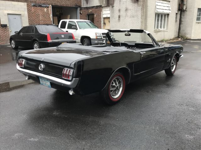 1965 Ford Mustang Convertible - photo 3