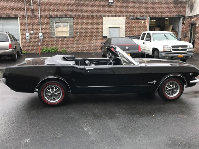 1965 Ford Mustang Convertible - photo 4