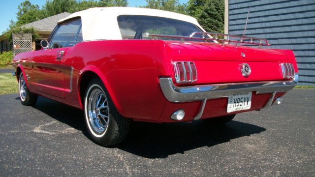 1965 Ford Mustang - photo 2