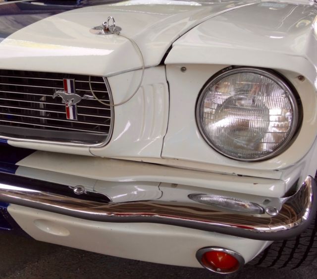 1965 Ford Mustang Convertible - photo 5