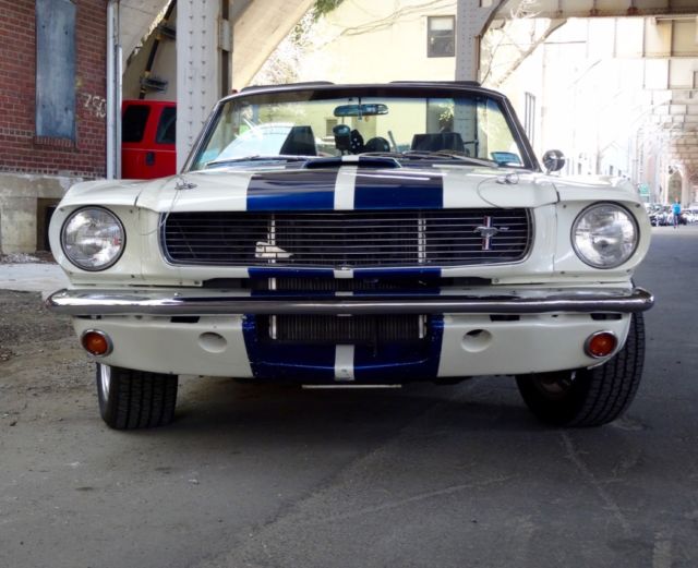 1965 Ford Mustang Convertible - photo 7