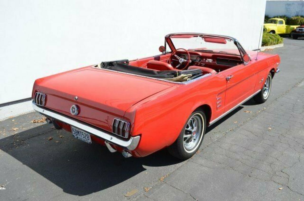 1965 Ford Mustang - photo 11