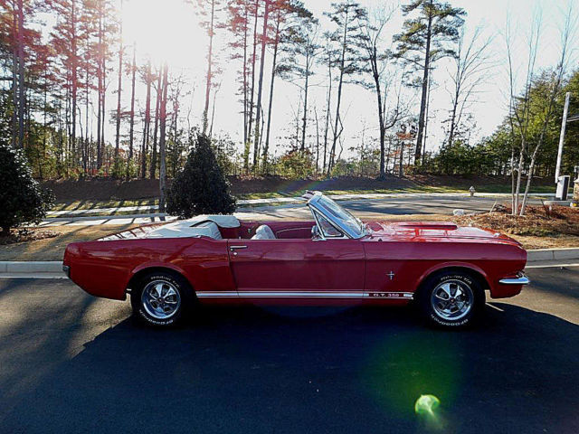 1965 Ford Mustang With Some G.T. 350 Cosmetic Features - photo 3