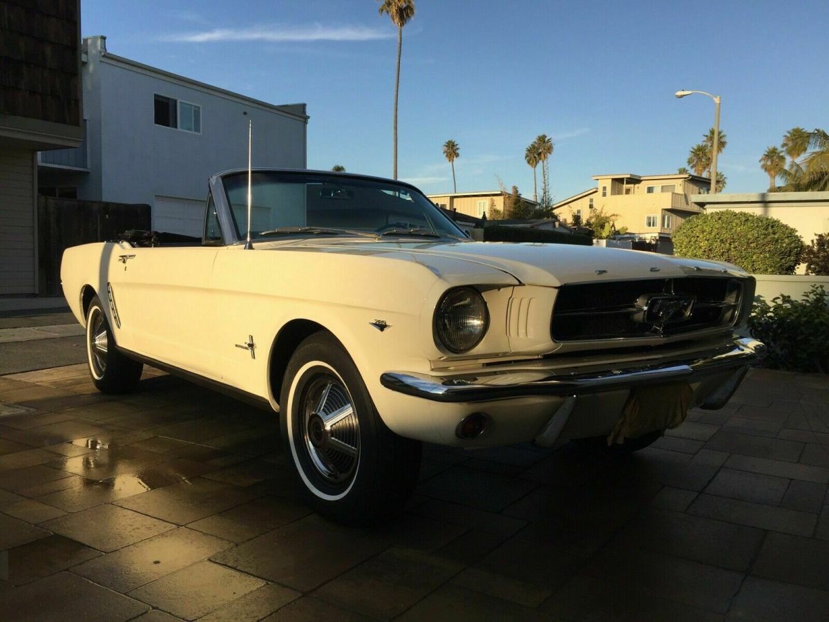 1965 Ford Mustang - photo 2