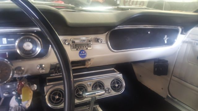 1965 Ford Mustang Convt. - photo 6