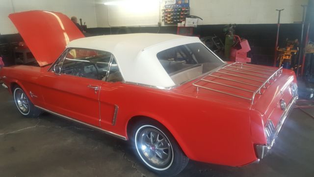 1965 Ford Mustang Convt. - photo 9