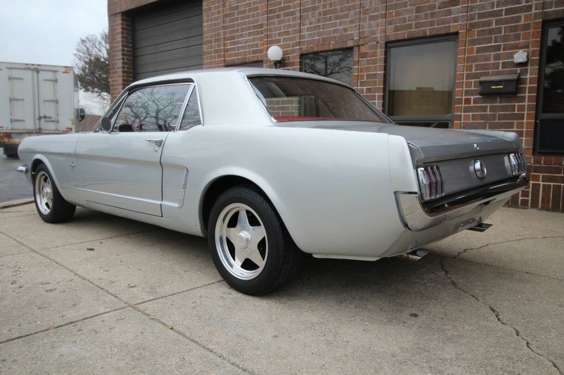 1965 Ford Mustang - photo 4