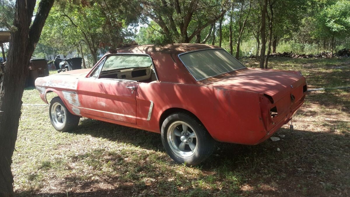 1965 Ford Mustang Pony Interior - photo 2
