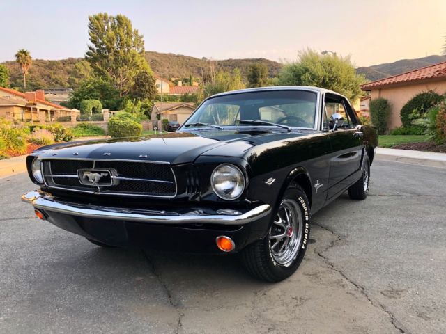 1965 Ford Mustang - photo 3