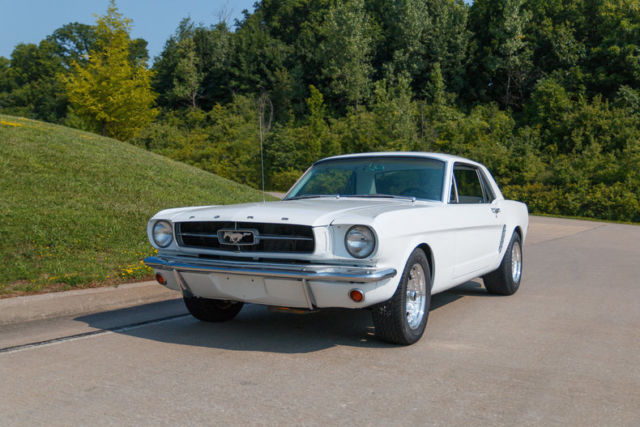 1965 Ford Mustang Coupe - photo 3