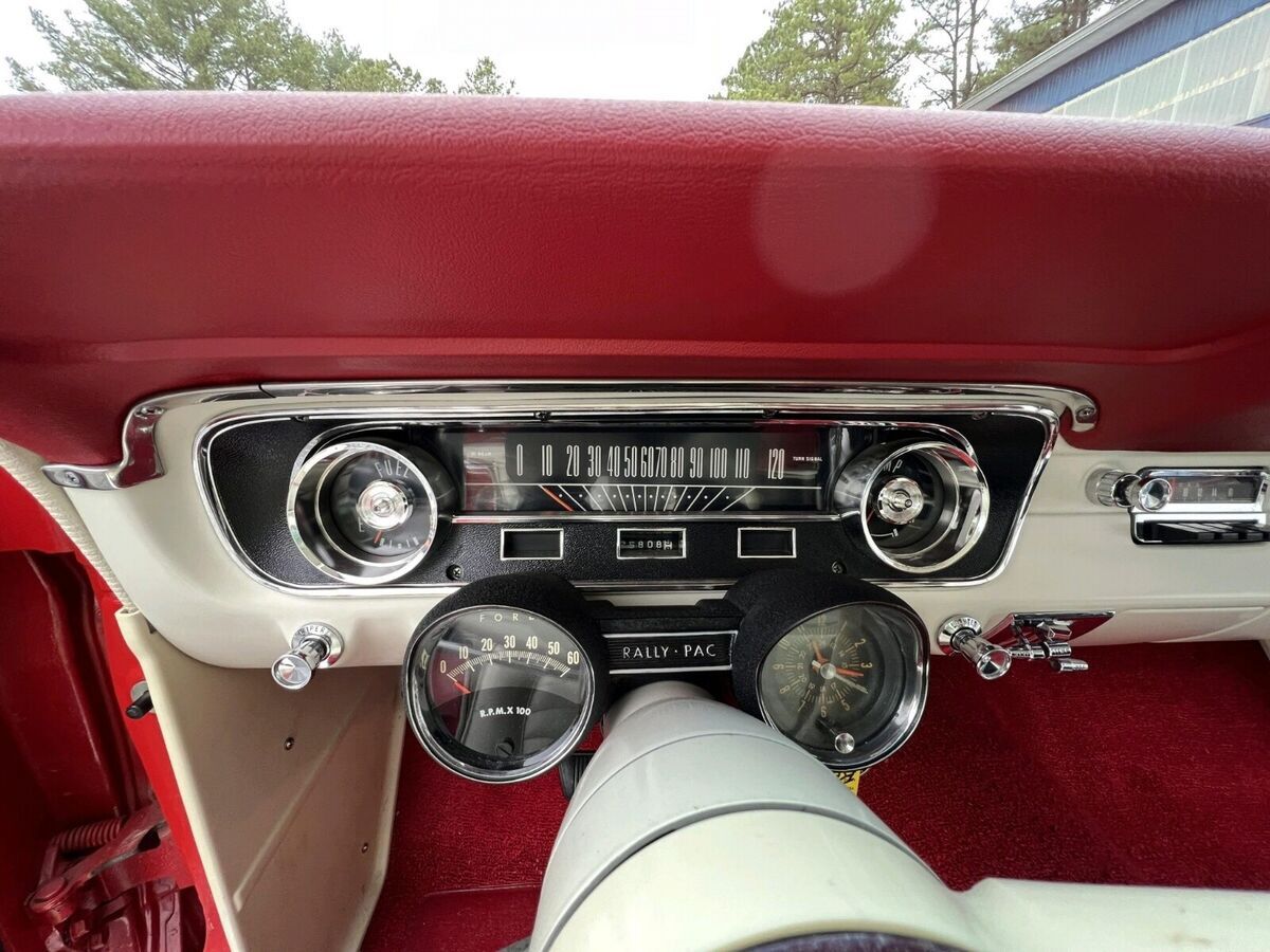 1965 Ford Mustang Fastback 289 - photo 12