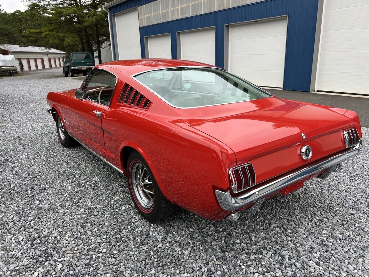 1965 Ford Mustang Fastback 289 - photo 4