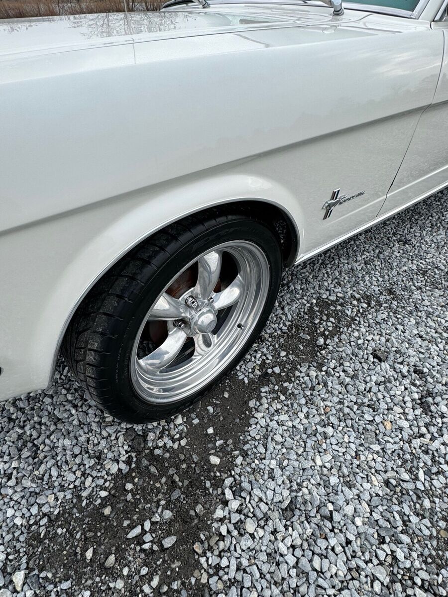 1965 Ford Mustang - photo 6